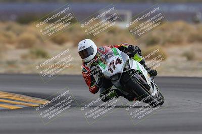 media/Dec-17-2022-SoCal Trackdays (Sat) [[224abd9271]]/Turn 16 (210pm)/